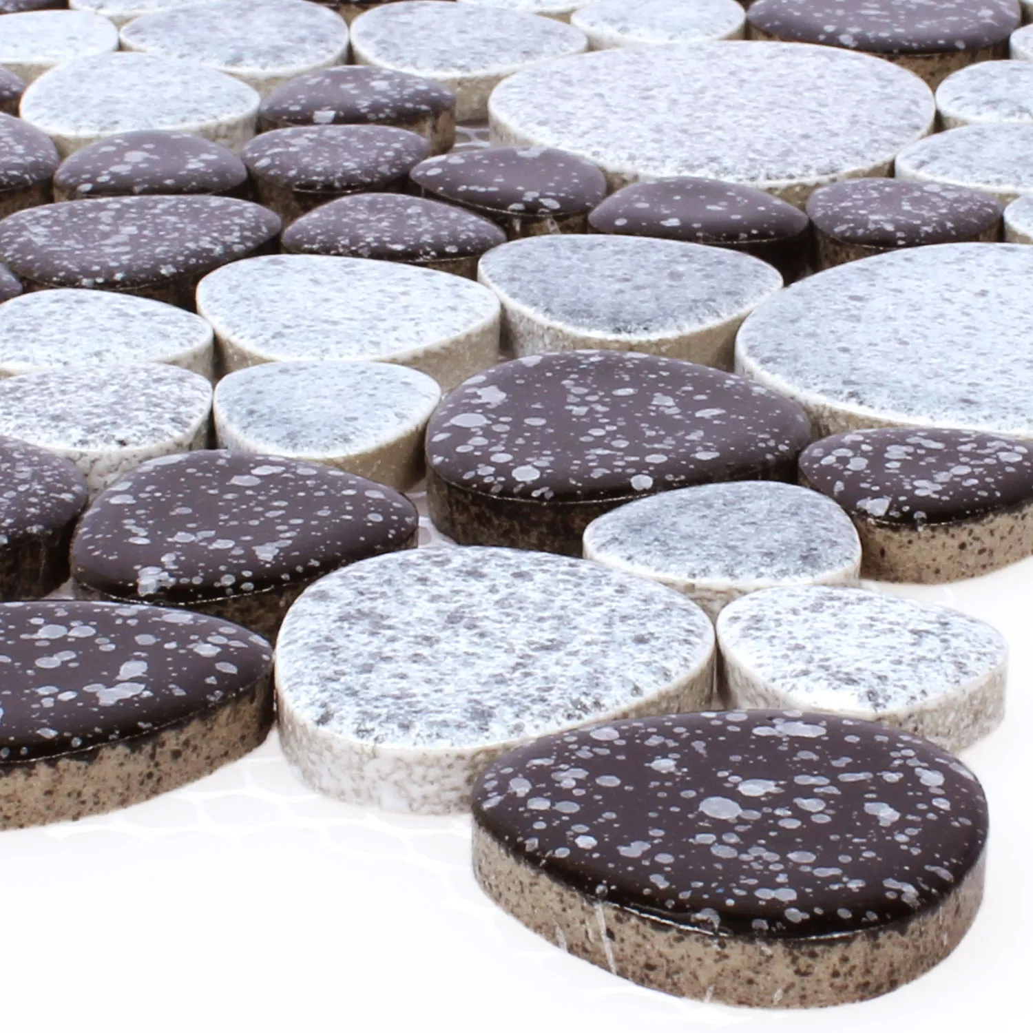 Plăci De Mozaic Ceramică Pietricele De Râu Optica Negru Alb Plăci De Mozaic Ceramică Pietricele De Râu Optica Negru Alb